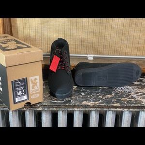 NWT Chrome Peshka Forged Rubber Shoes - Men's 8.5